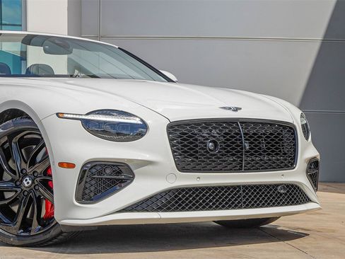 New 2025 Bentley Continental GT Speed image 9