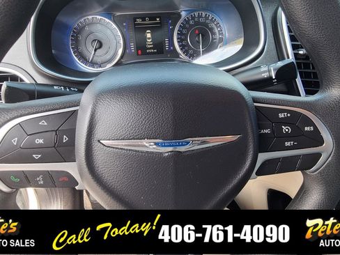 Used 2016 Chrysler 200 Limited image 25