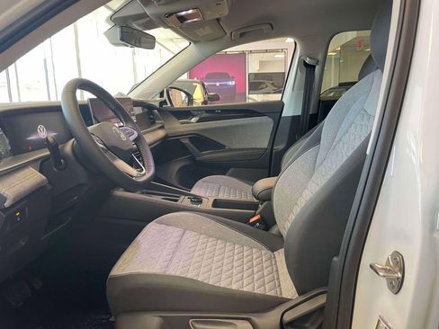 New 2026 Volkswagen Tiguan SE R-Line image 15