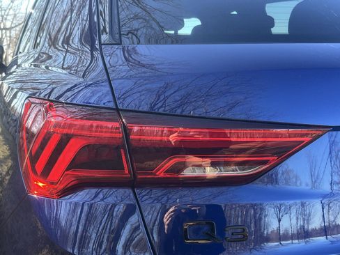 Used 2022 Audi Q3 2.0T Premium Plus w/ Premium Plus Package AWD/4WD image 28