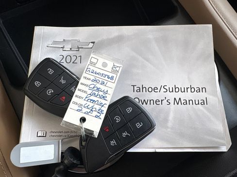 Used 2021 Chevrolet Tahoe Premier w/ Premium Package RWD image 40