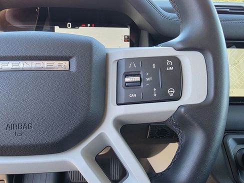 Used 2024 Land Rover Defender 110 S image 24