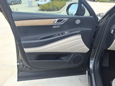 Used 2024 Genesis GV80 2.5T AWD/4WD image 14