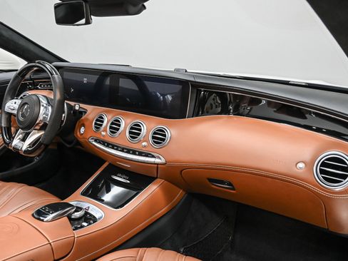 Used 2019 Mercedes-Benz S 63 AMG 4MATIC Cabriolet w/ Driver Assistance Package image 37
