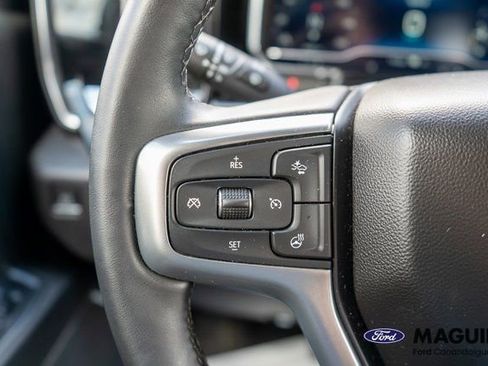 Used 2023 Chevrolet Silverado 1500 LT AWD/4WD image 22