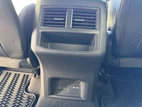 Certified 2023 Volkswagen Atlas Cross Sport SE w/ Black Wheel Package image 15