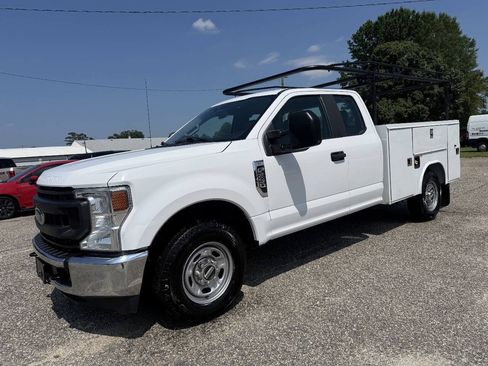 Used 2021 Ford F250 XL w/ Power Equipment Group RWD image 7
