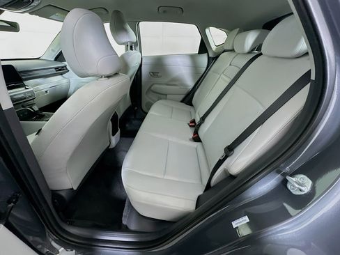 Used 2025 Hyundai Kona SEL image 28