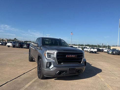 Used 2021 GMC Sierra 1500 Elevation w/ Preferred Package AWD/4WD image 3