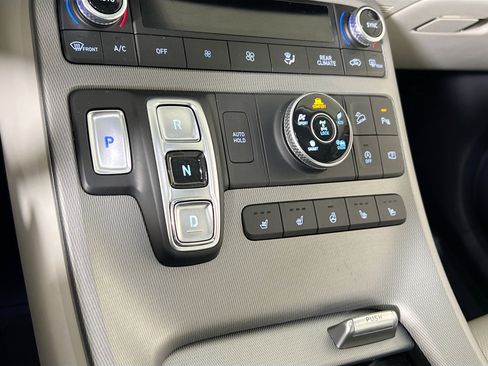 Used 2023 Hyundai Palisade Limited image 17