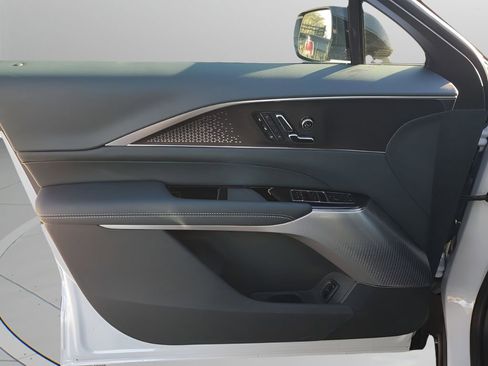 New 2026 Cadillac Lyriq Signature Luxury image 26