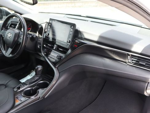 Used 2023 Toyota Camry XSE FWD image 33