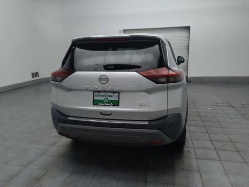 Used 2022 Nissan Rogue SV FWD image 7