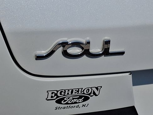 Used 2020 Kia Soul LX FWD image 30