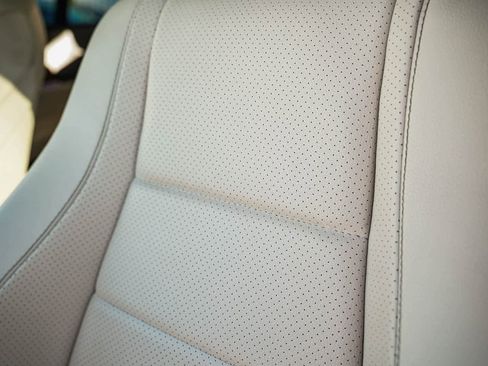 Used 2020 Mercedes-Benz GLE 350 image 23