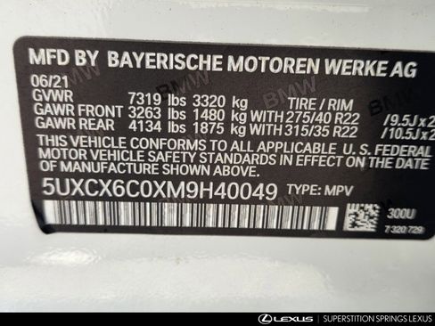 Used 2021 BMW X7 M50i image 32