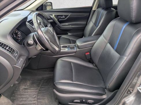 Used 2018 Nissan Altima 2.5 SR w/ SR Special Edition image 15