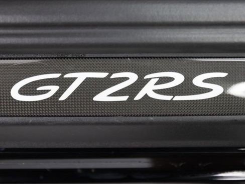 Used 2018 Porsche 911 GT2 RS RWD image 61