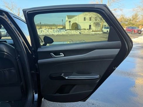 Used 2022 Kia K5 GT-Line image 24