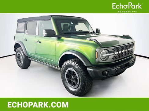 Used 2023 Ford Bronco Badlands image 1