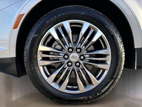 Used 2017 Cadillac XT5 Premium Luxury image 8