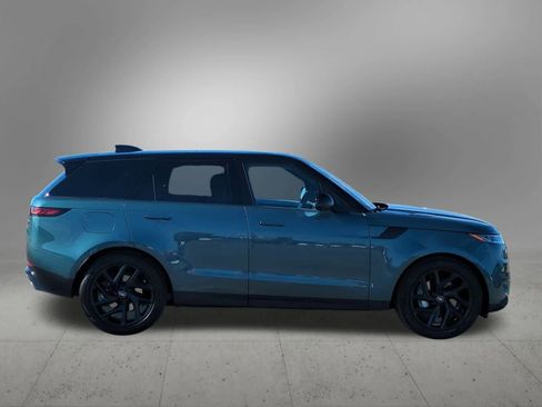 Used 2023 Land Rover Range Rover Sport SE image 7