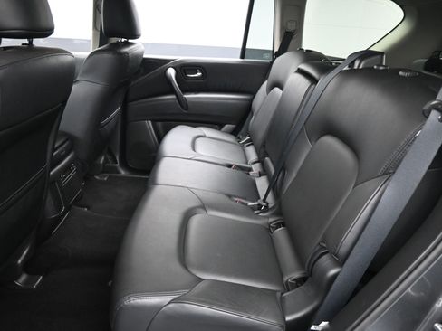 Certified 2024 Nissan Armada SV image 12