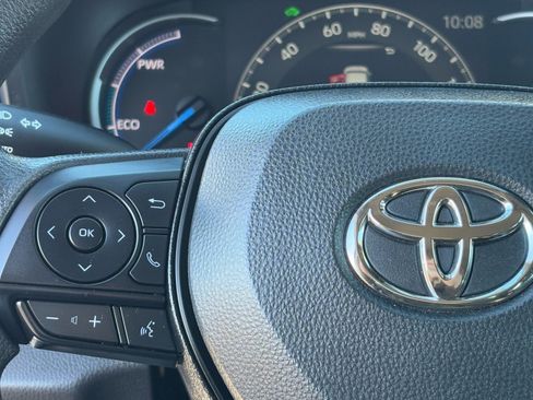 Certified 2025 Toyota RAV4 XLE image 22