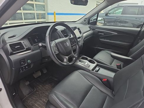 Used 2021 Honda Pilot Black Edition image 14