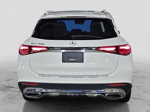 Used 2023 Mercedes-Benz GLC 300 image 7