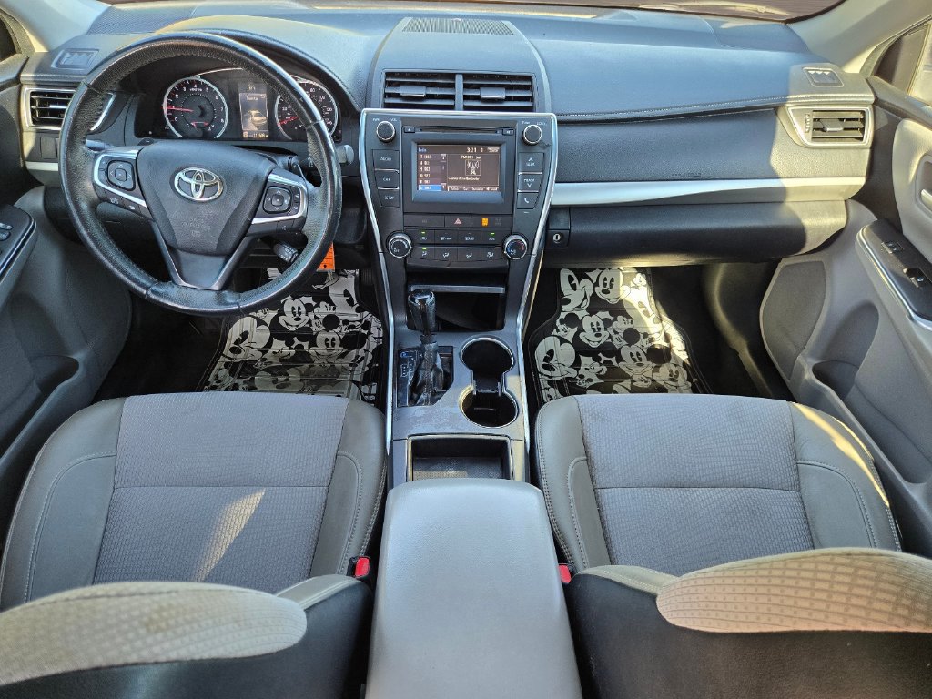 Used 2017 Toyota Camry SE FWD image 13