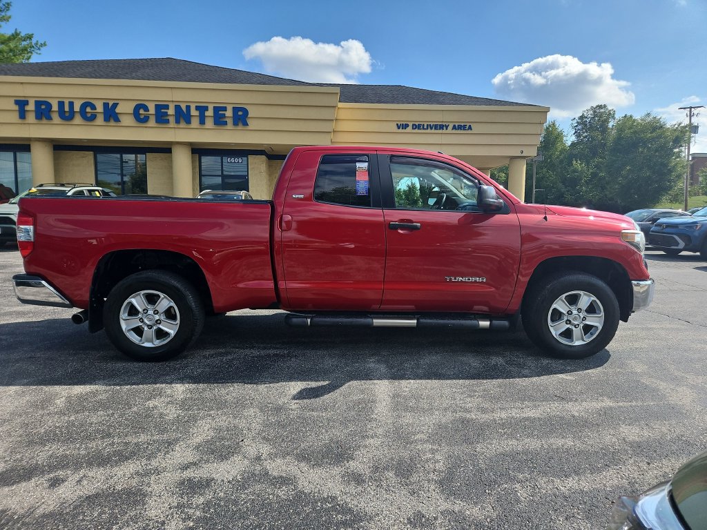 Used 2018 Toyota Tundra SR5 w/ SR5 Upgrade Package AWD/4WD image 7