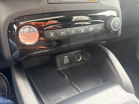 Used 2024 Ford Escape Platinum w/ Premium Technology Package image 35