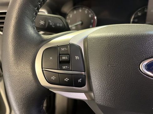 Used 2023 Ford Explorer XLT w/ Equipment Group 202A image 18