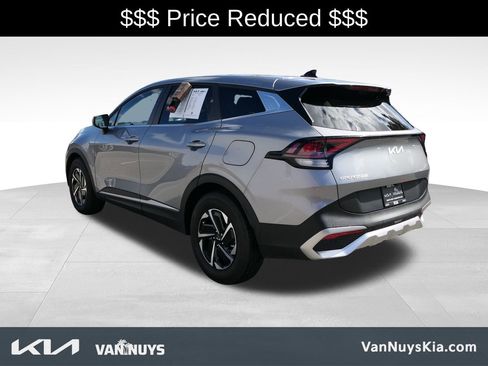 Used 2025 Kia Sportage LX image 6