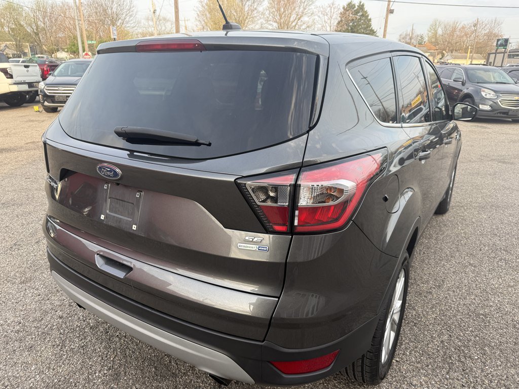 Used 2017 Ford Escape SE AWD/4WD image 5