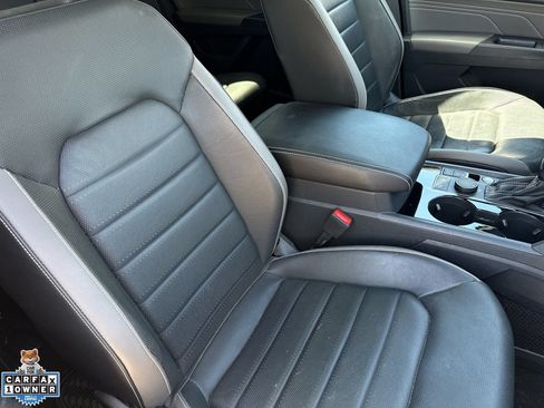 Used 2023 Volkswagen Atlas Cross Sport SEL Premium R-Line AWD/4WD image 26