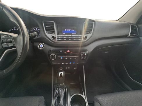 Used 2017 Hyundai Tucson Sport image 12