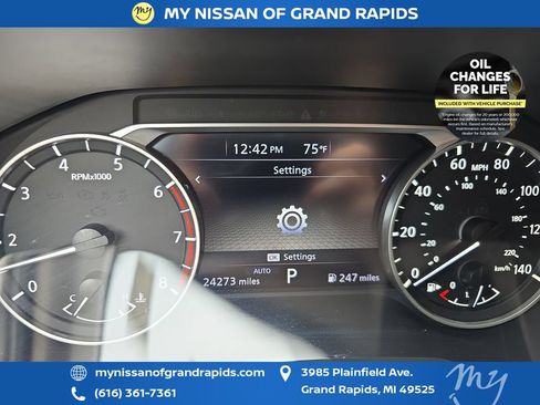 Used 2023 Nissan Rogue SV AWD/4WD image 19