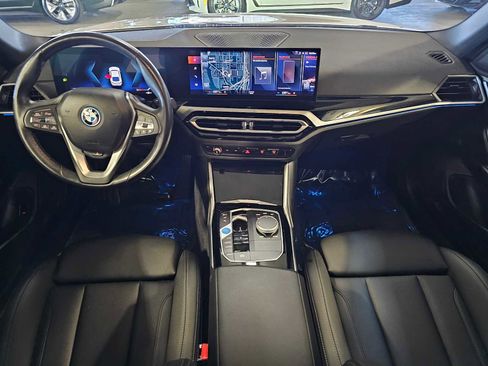 Used 2023 BMW i4 eDrive35 RWD image 10