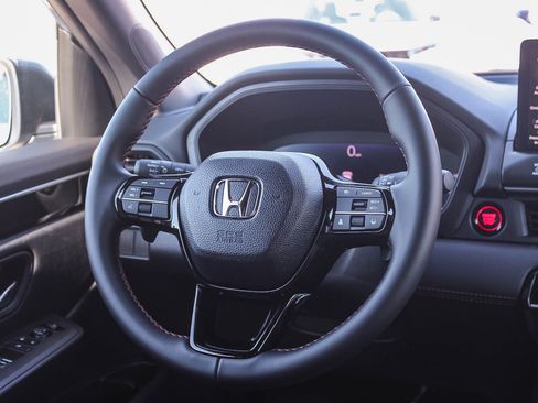 New 2026 Honda Pilot Sport image 18