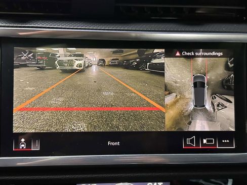 Used 2023 Audi Q3 2.0T Premium Plus w/ Premium Plus Package image 29