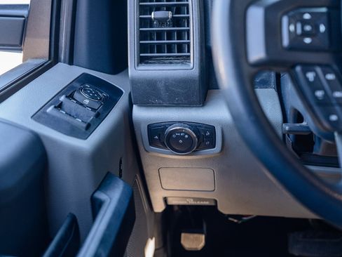 Used 2022 Ford F250 XL w/ STX Appearance Package image 26