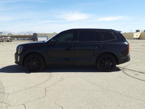 Used 2022 Kia Telluride SX w/ SX Prestige Package image 21