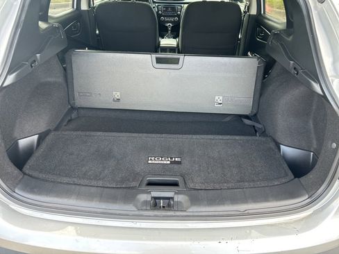Used 2019 Nissan Rogue Sport S image 28