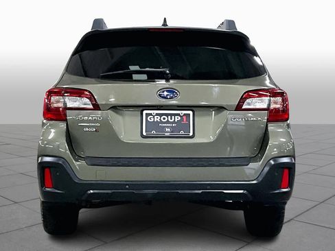 Used 2019 Subaru Outback 2.5i Limited image 4