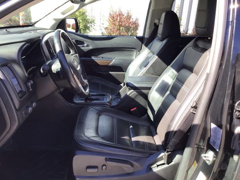 Used 2020 GMC Canyon Denali image 11