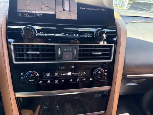 Used 2022 INFINITI QX80 Sensory w/ Cargo Package AWD/4WD image 28