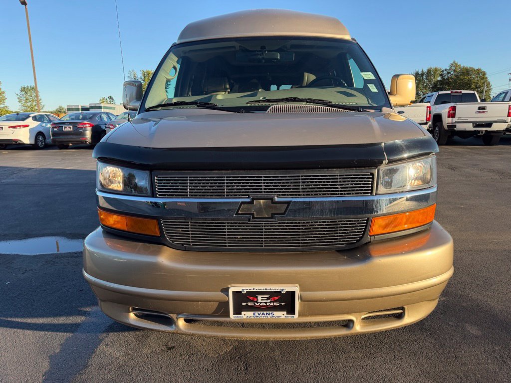 Used 2013 Chevrolet Express 1500 RWD image 2