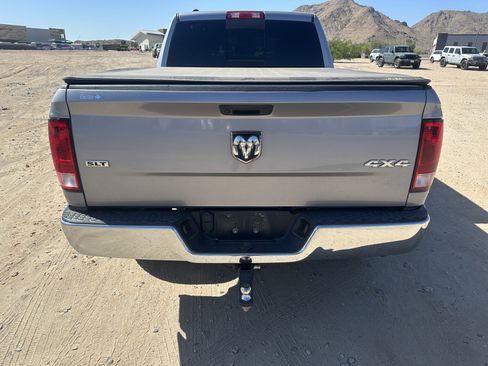 Used 2019 RAM 1500 Classic SLT AWD/4WD image 4
